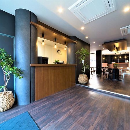 Готель Hirakata Crystal Екстер'єр фото
